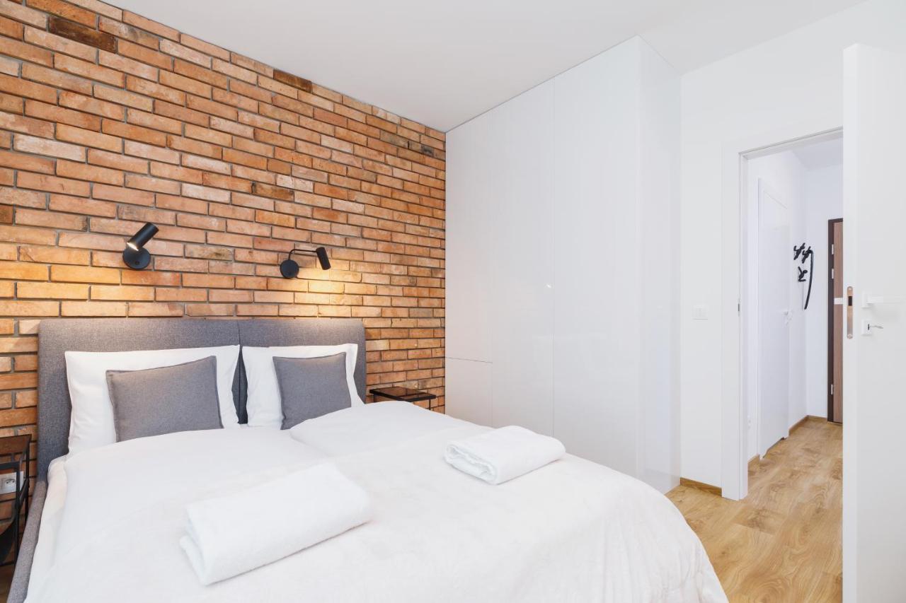Apartments Supernova Near Tauron Arena By Noclegi Renters Krakow Luaran gambar