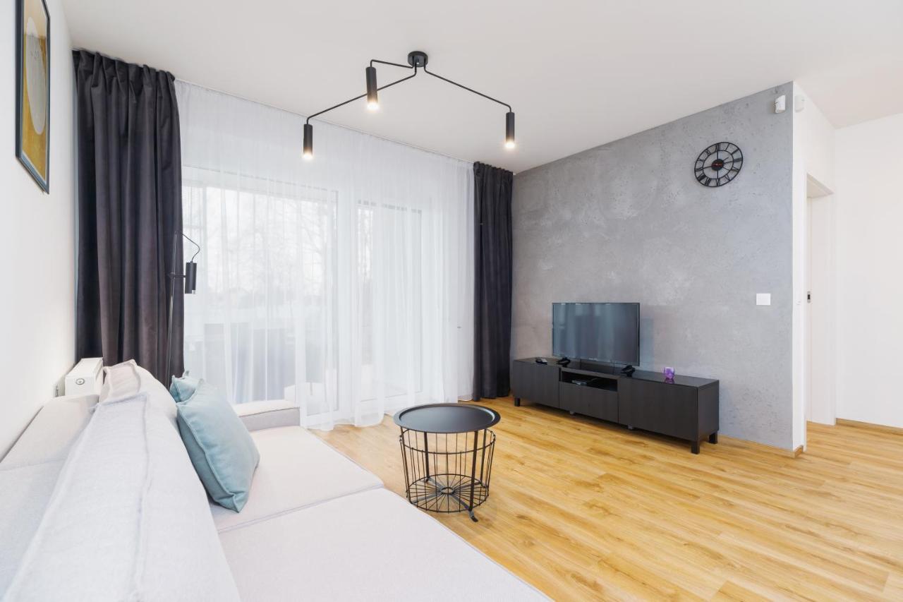 Apartments Supernova Near Tauron Arena By Noclegi Renters Krakow Luaran gambar